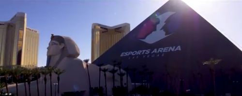 Full-Arena Esports Graphics: WSOE at the HyperX Esports Arena photo